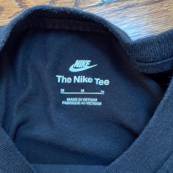 The Nike Tee - black long sleeved Yeti - Picture 3 of 5